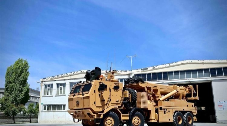 Türkiyənin M4K zirehli təmir-təxliyyə maşını ordunun istifadəsinə verilib