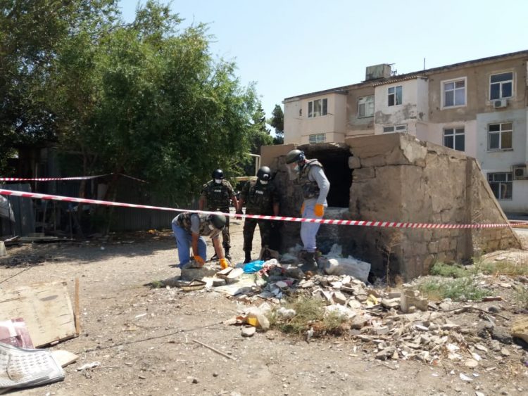 Bakıda top mərmisi tabılıb - FOTO 9 20.08.2020 Bakı şəhəri Qaradağ rayonu 3 e1597924898574
