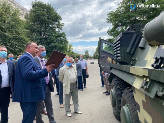 BTR 4E na HKBM 570x428 1