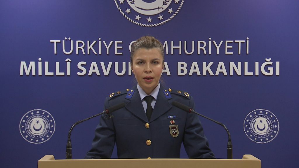 pinar kara