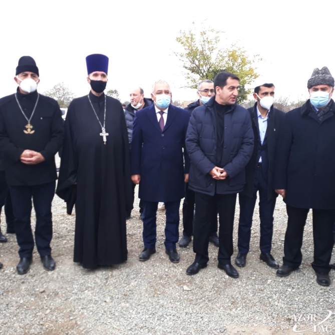 Diplomatlar Ağdamda Ermənistanın törətdiyi müharibə cinayətlərinin nəticələri ilə tanış olublar 2