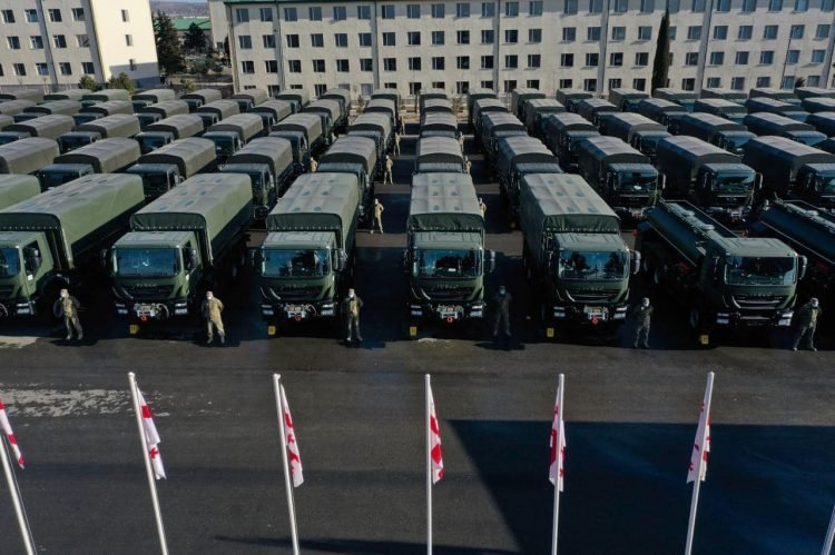 Gürcüstan hərbi texnika parkını yeniləyir Gürcüstan hərbi texnika parkını yeniləyir