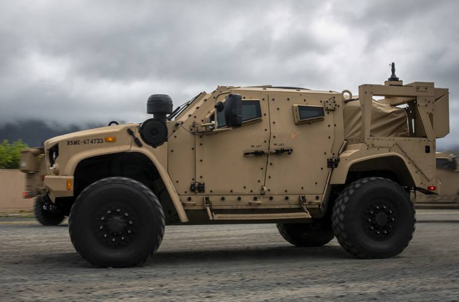 “Oshkosh Defense” şirkəti ABŞ Ordusuna əlavə JLTV maşınları tədarük edəcək 8 Oshkosh Defense awarded contract modification to supply additional JLTVs to US Marine Corps