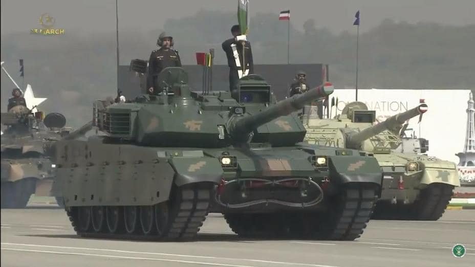 Pakistan VT-4 tankını rəsmən təqdim etdi