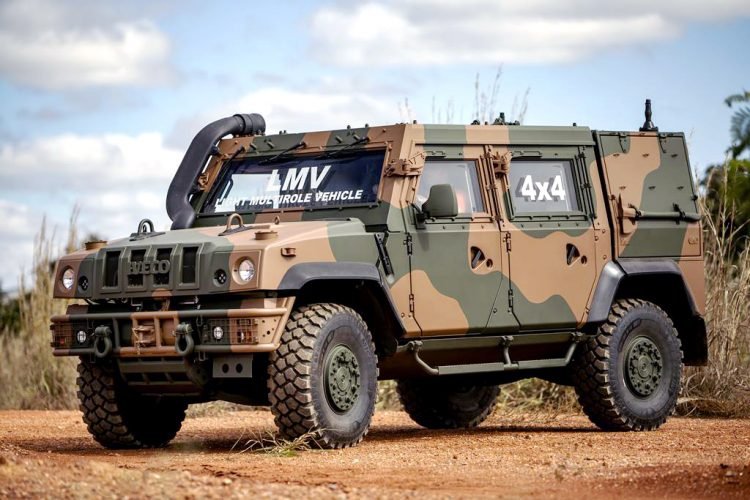 “Iveco” LMV-BR zirehli maşınların tədarükünə başlayıb “Iveco” LMV-BR zirehli maşınların tədarükünə başlayıb