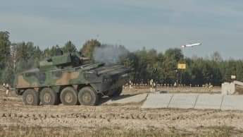 “Rosomak” transportyorunun “Spike LR” ilə sınaq atışı keçirilib