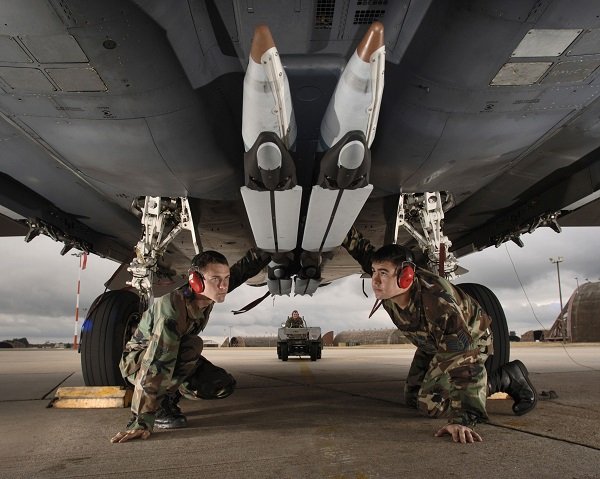 GBU-39/B kiçik diametrli bombaların Polşaya satışı təsdiq olunub GBU-39/B kiçik diametrli bombaların Polşaya satışı təsdiq olunub