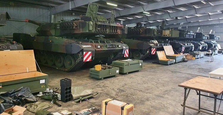 Almaniya Ordusu “Leopard 2A7V” tanklarının partiyasını qəbul edib Almaniya Ordusu “Leopard 2A7V” tanklarının partiyasını qəbul edib