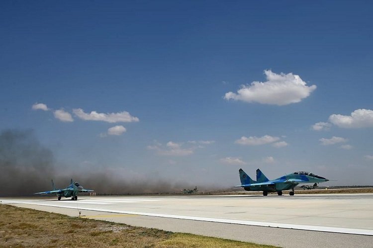 Azərbaycanın MiQ-29 və Su-25 döyüş təyyarələri Türkiyəyə yola düşüb Azərbaycanın MiQ-29 və Su-25 döyüş təyyarələri Türkiyəyə yola düşüb