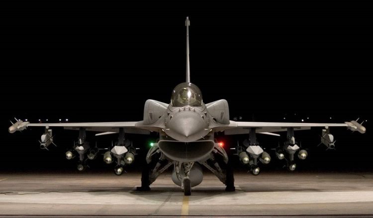 Rumıniya Norveçdən 32 ədəd F-16 təyyarəsini alır