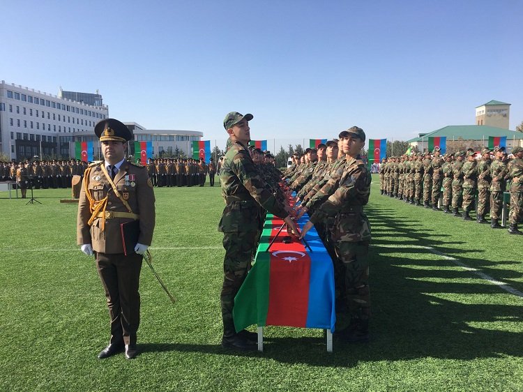 FHN-in Akademiyasında hərbi andiçmə və buraxılış mərasimi keçirilib