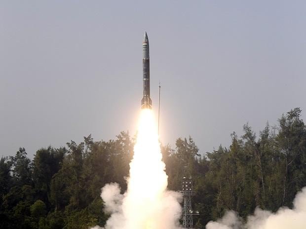 Hindistanda yeni “Pralay” OTR raketi sınaqdan keçirilib