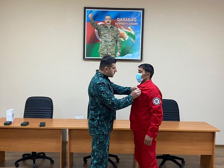 DSX ANAMA-nın əməkdaşlarına medallar təqdim edib DSX ANAMA-nın əməkdaşlarına medallar təqdim edib