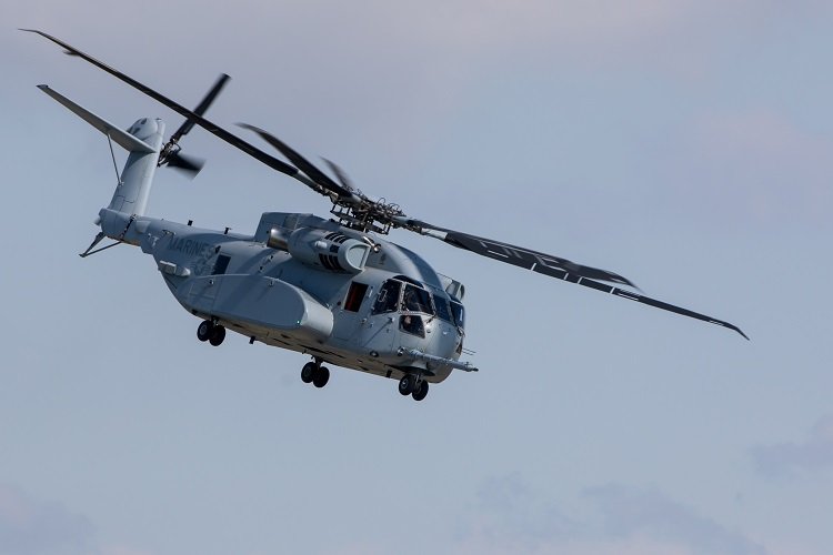 ABŞ DPK yeni CH-53K helikopterlərindən istifadə edir