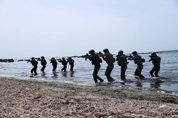 Azərbaycan hərbçiləri terrorçuların zərərsizləşdirilməsi üzrə tapşırıqları icra ediblər Azərbaycan hərbçiləri terrorçuların zərərsizləşdirilməsi üzrə tapşırıqları icra ediblər