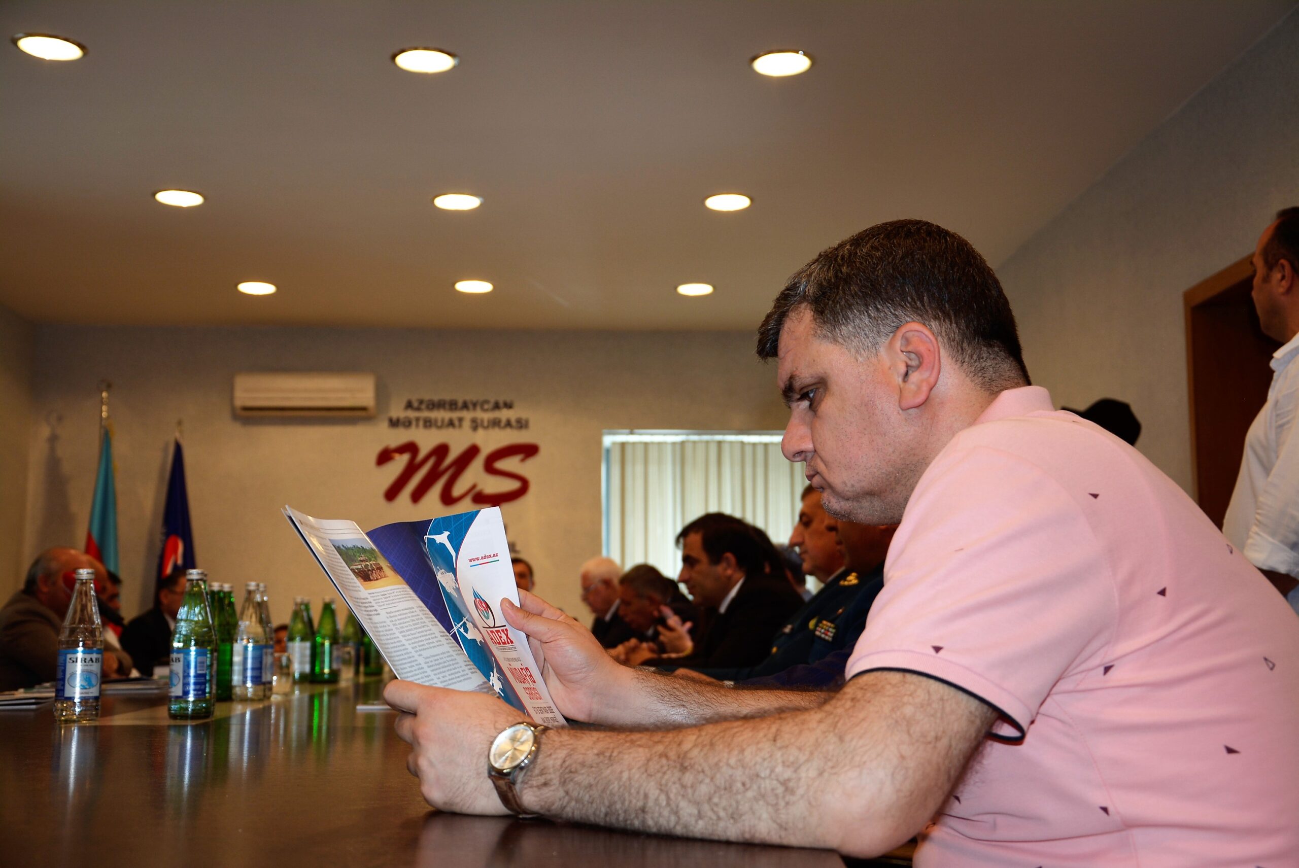 Mətbuat Şurasında “Poliqon” jurnalının 10 illik yubiley tədbiri keçirilib – FOTOLAR 14 MRS8775 1 scaled