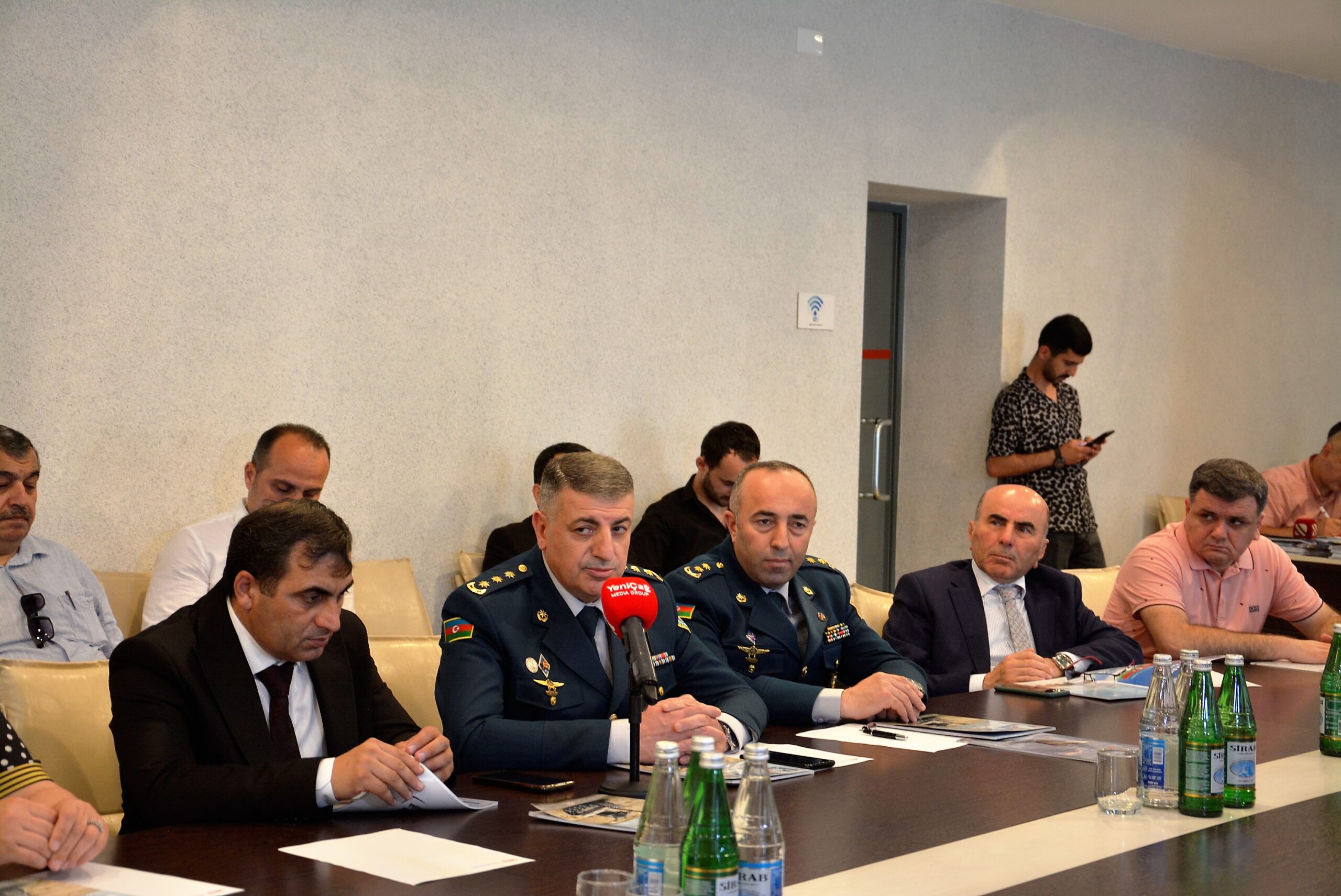 Mətbuat Şurasında “Poliqon” jurnalının 10 illik yubiley tədbiri keçirilib – FOTOLAR 15 MRS8780 1 scaled