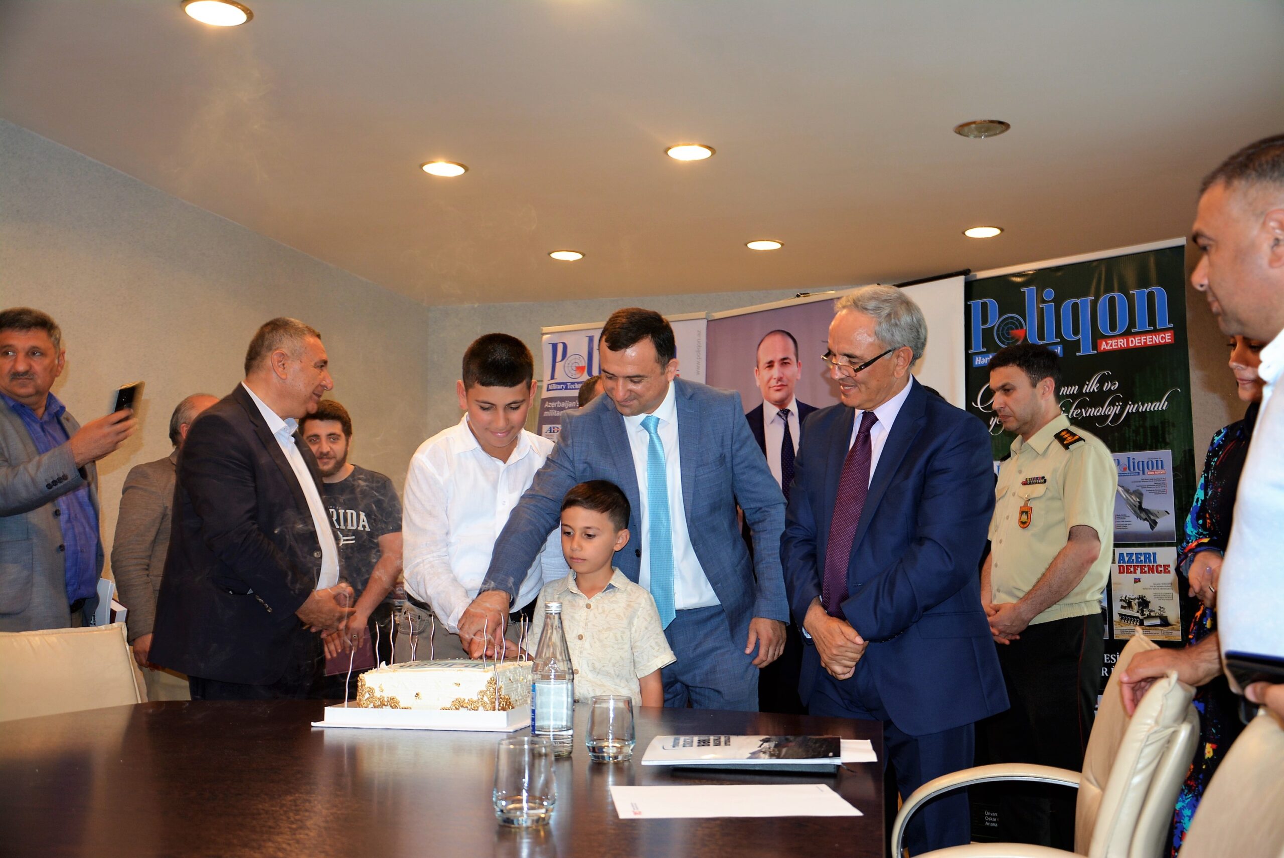 Mətbuat Şurasında “Poliqon” jurnalının 10 illik yubiley tədbiri keçirilib – FOTOLAR 28 MRS8870 1 scaled