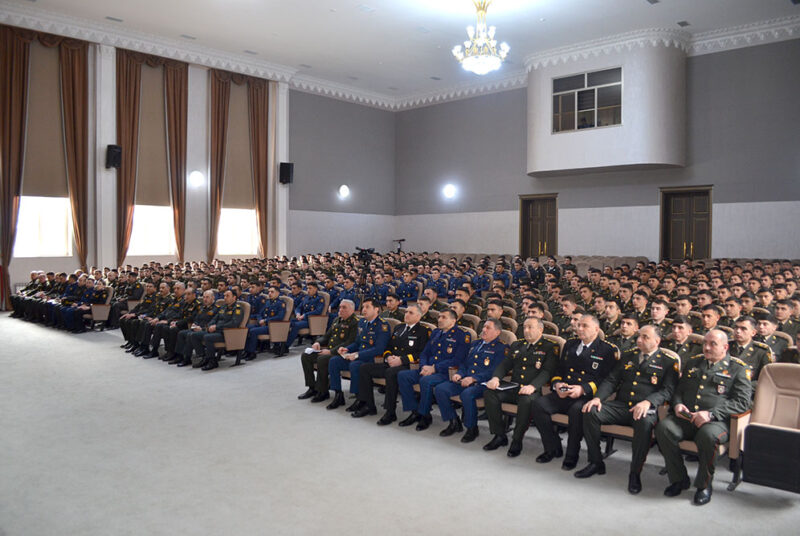 Baş Qərargah rəisi Hərbi İnstitutu ziyarət edib - VİDEO 6 6 1 e1673441295575