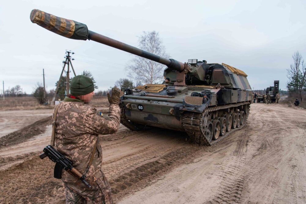 İtaliyanın 155 mm-lik PzH 2000 ÖAQ-ları Ukraynada döyüşlərdə istifadə olunur