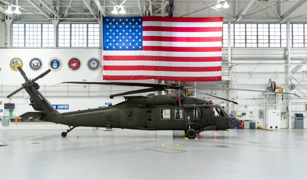 “Sikorsky” 5000-ci “Black Hawk” helikopterini sifarişçiyə çatdırıb