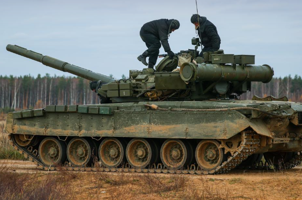 Rusiyanın T-90 və T-80 tanklarını “Arena-M” kompleksi qoruyacaq