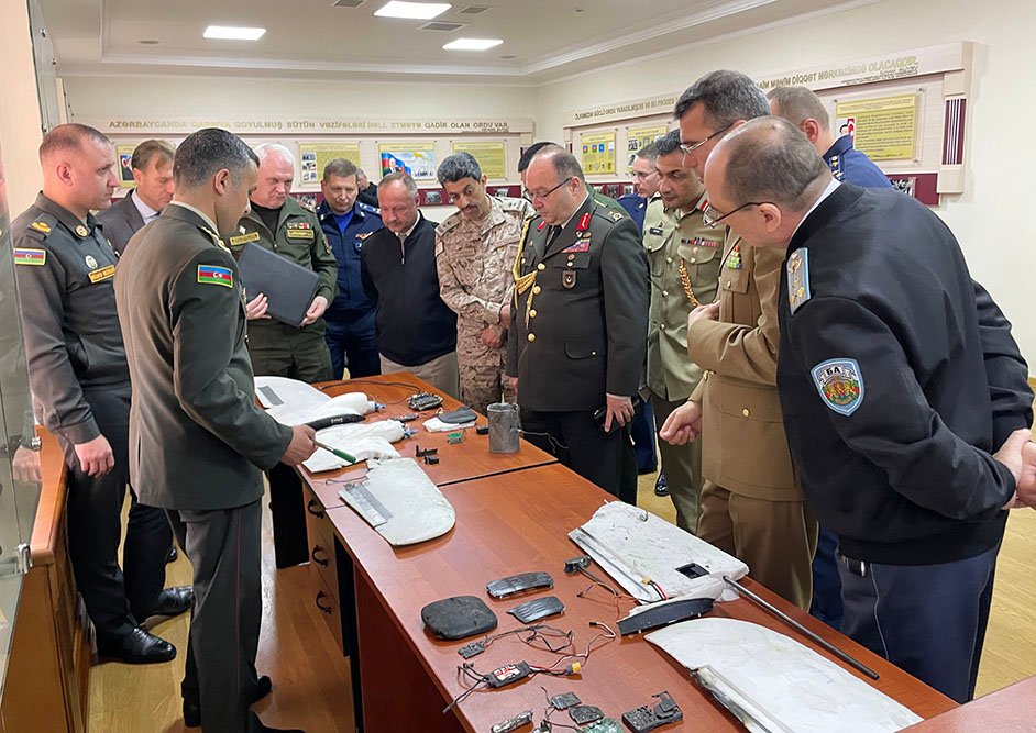Hərbi attaşelər Ermənistan silahlı qüvvələrinin təxribatı barədə məlumatlandırılıb Hərbi attaşelər Ermənistan silahlı qüvvələrinin təxribatı barədə məlumatlandırılıb