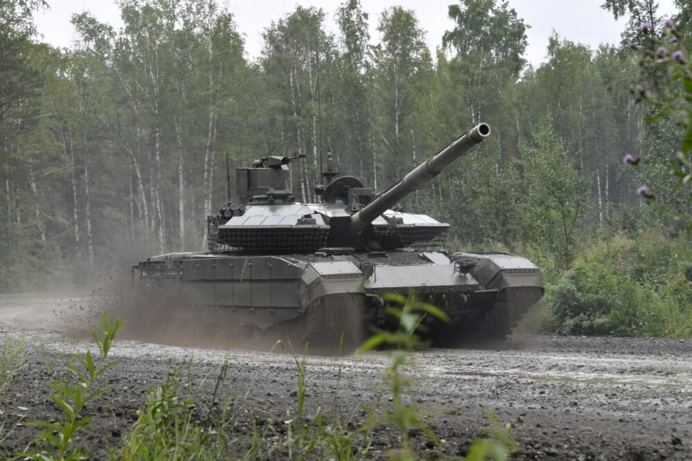 “Uralvaqonzavod” Rusiya Müdafiə Nazirliyinə T-90M və T-72B3M tankları çatdırıb