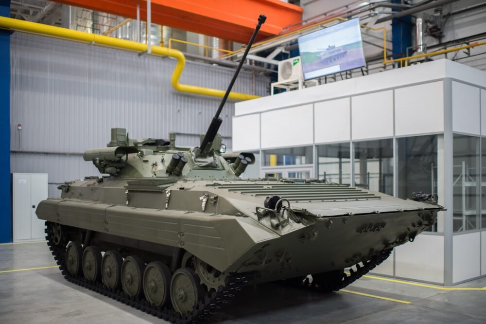 BMP-2M-lərin daha bir pariyası Rusiya MN-ə çatdırılıb