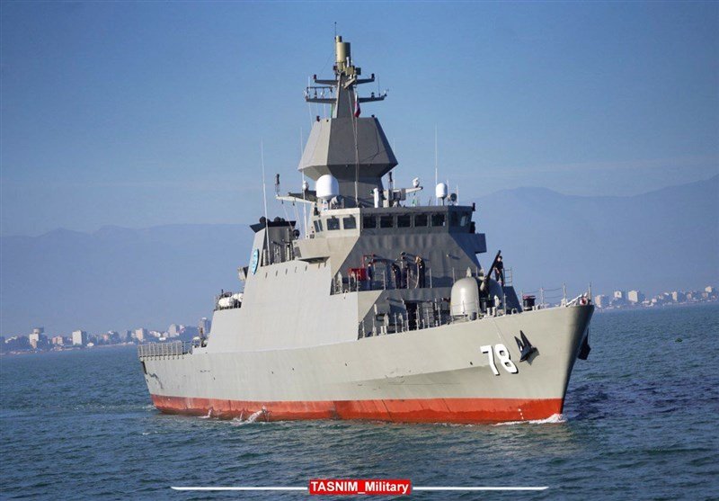 İranın yeni “Daylaman” destroyerinin görüntüləri yayılıb
