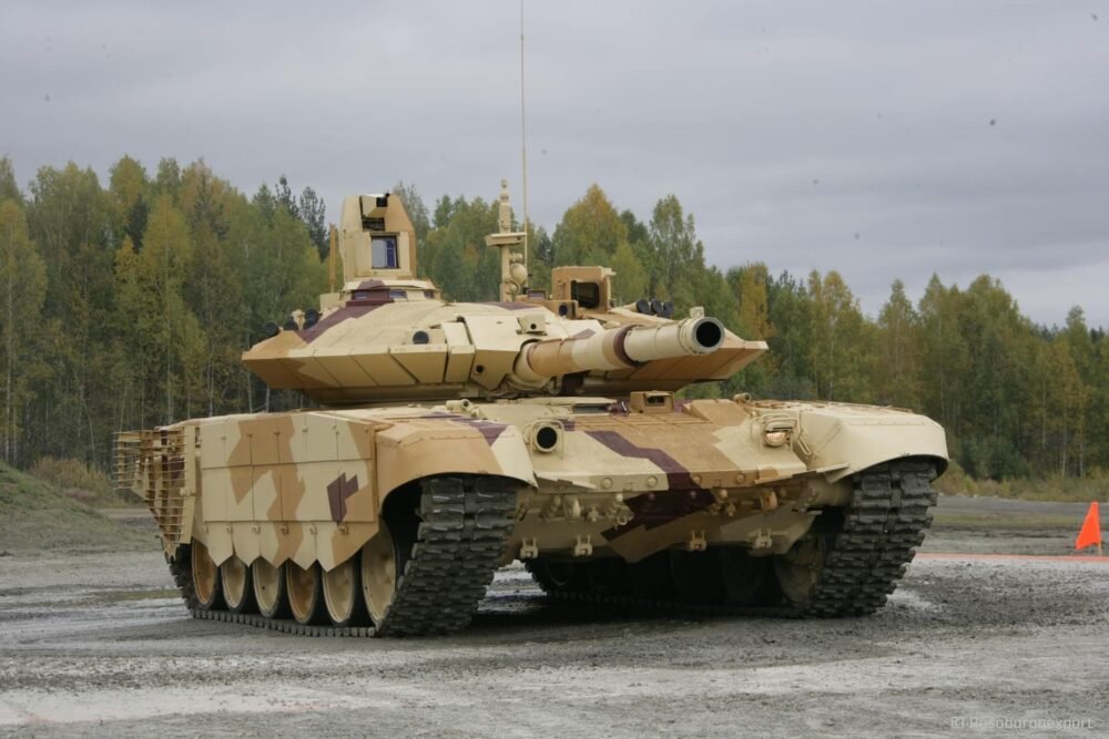 WDS-2024-də nümayiş etdirilən T-90MS tankına baxış
