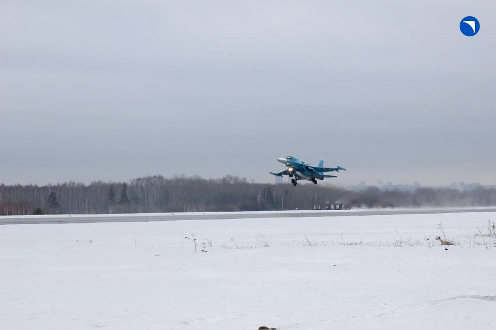 Su-34 bombardmançıları Rusiya Müdafiə Nazirliyinə təhvil verilib