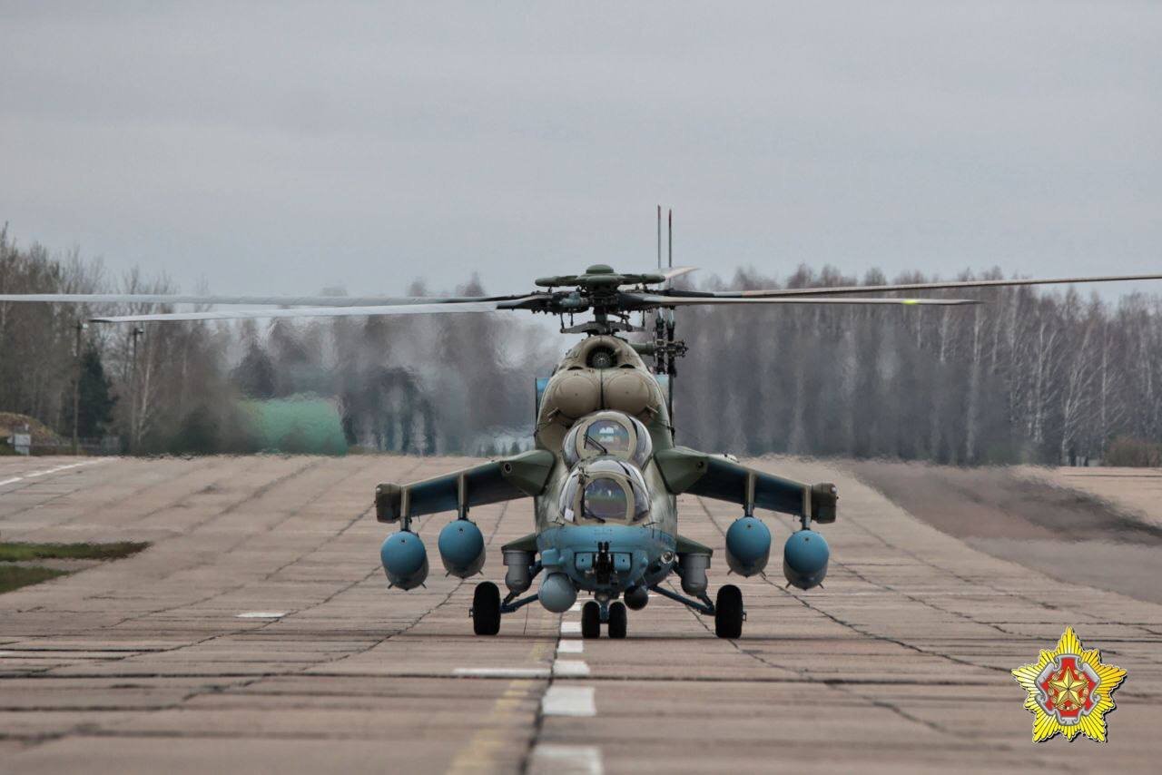 Belarus Mi-35M döyüş helikopterlərinin daha bir partiyasını təhvil alıb