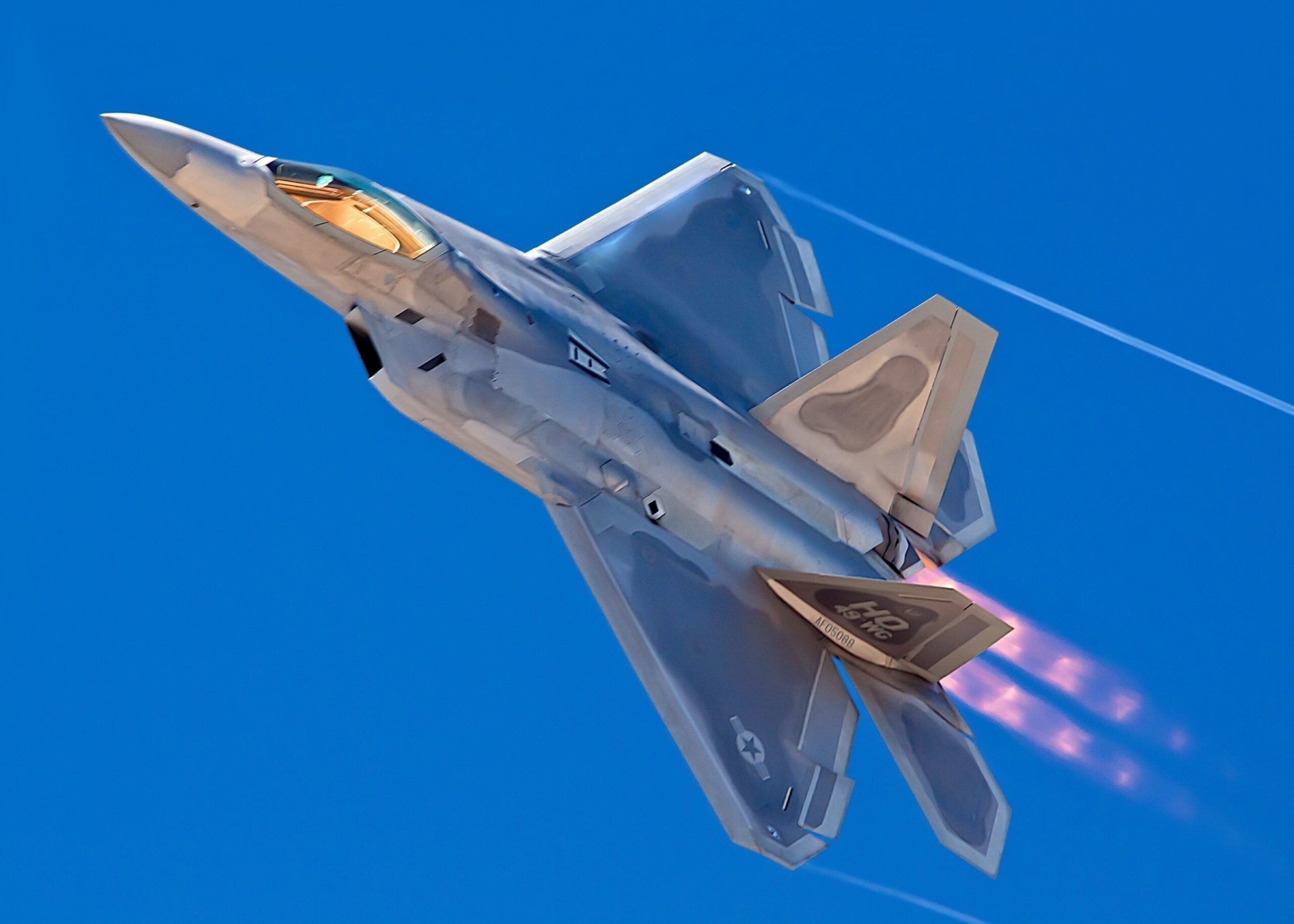 Lockheed Martin F 22 Raptor scaled