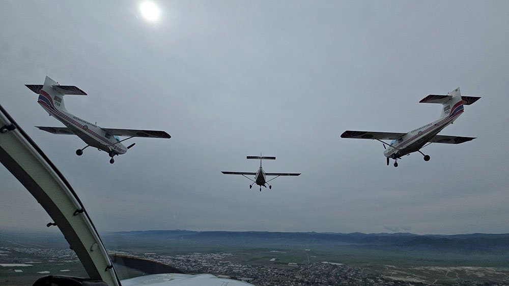 Azərbaycan hərbi pilotları “Super Muşşak” təyyarələri ilə təlim-məşq uçuşlarını yerinə yetirib Azərbaycan hərbi pilotları “Super Muşşak” təyyarələri ilə təlim-məşq uçuşlarını yerinə yetirib