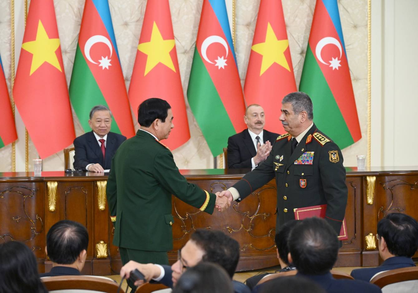 Azərbaycan ilə Vyetnam arasında imzalanmış sənədlər mübadilə edilib Azərbaycan ilə Vyetnam arasında imzalanmış sənədlər mübadilə edilib