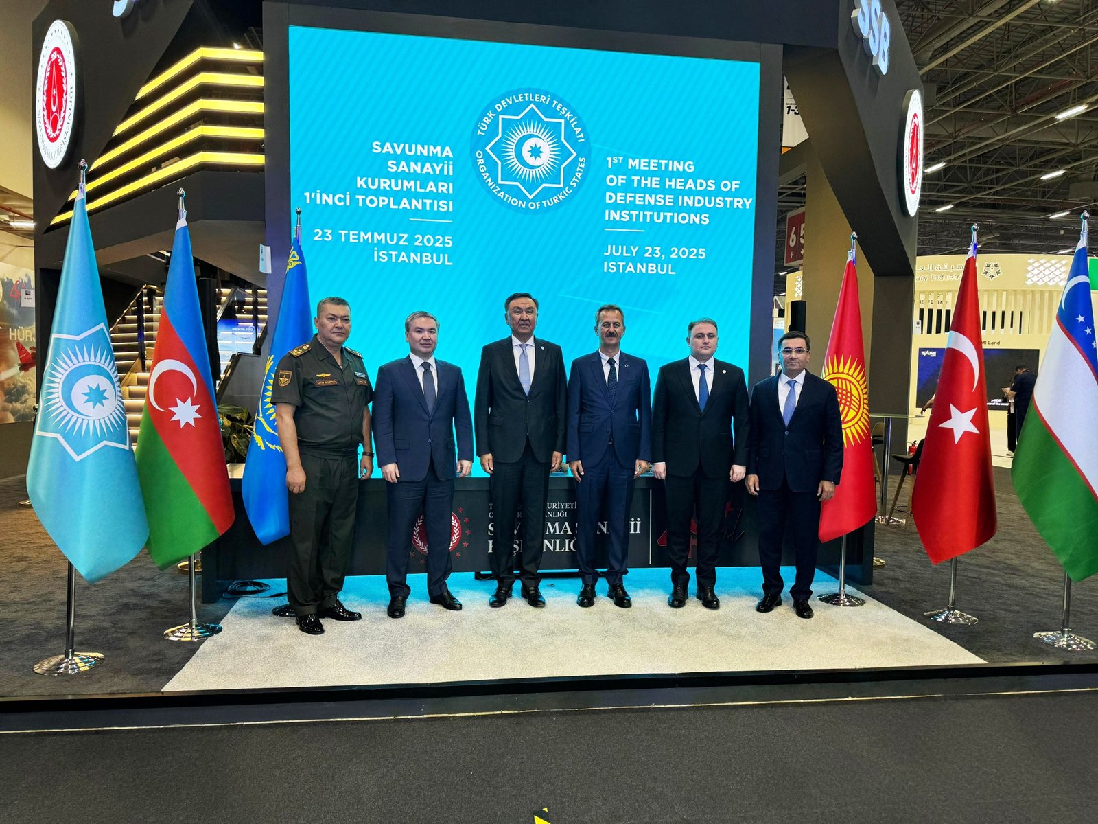 TDT-yə üzv olan ölkələrin müdafiə sənayesi qurumlarının rəhbərlərinin birinci iclası keçirilib TDT-yə üzv olan ölkələrin müdafiə sənayesi qurumlarının rəhbərlərinin birinci iclası keçirilib