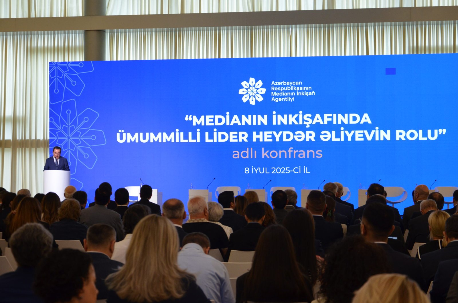 “Medianın inkişafında Ümummilli Lider Heydər Əliyevin rolu” adlı konfrans keçirilib “Medianın inkişafında Ümummilli Lider Heydər Əliyevin rolu” adlı konfrans keçirilib