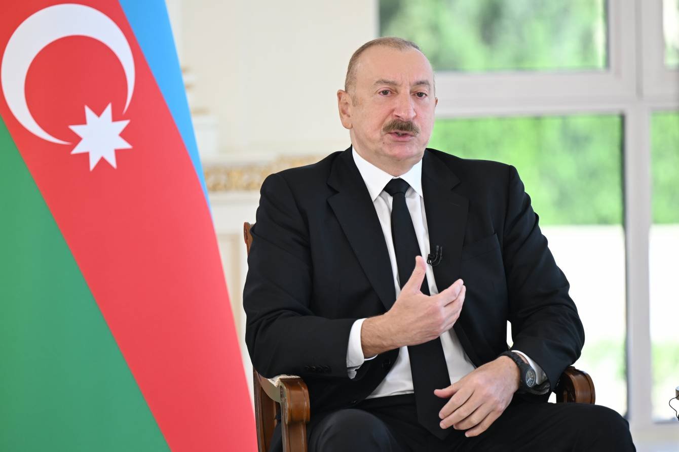 Prezident: Azərbaycan Ordusu da özünü paradlarda deyil, döyüş meydanında nümayiş etdirdi Prezident: Azərbaycan Ordusu da özünü paradlarda deyil, döyüş meydanında nümayiş etdirdi