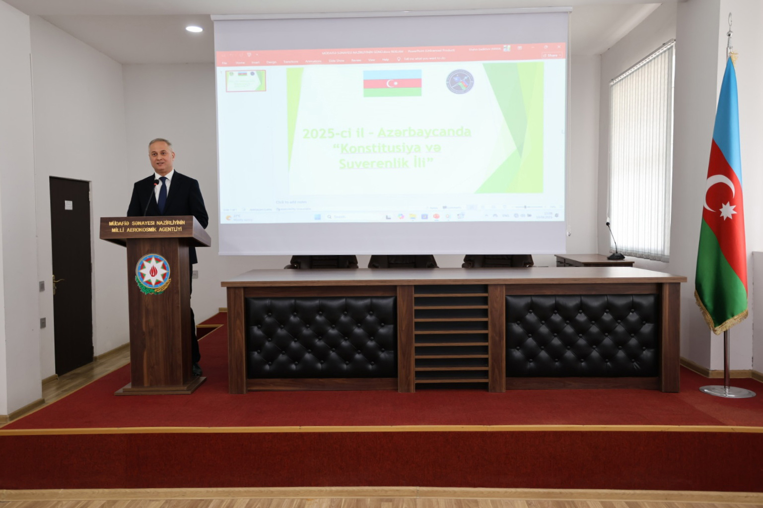 MAKA-da “Konstitusiya və Suverenlik İli”nə həsr olunmuş konfrans keçirilib