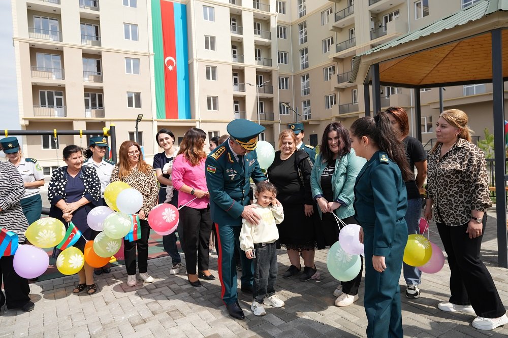 30 59a4347cd75629fed0ed27cacb659358