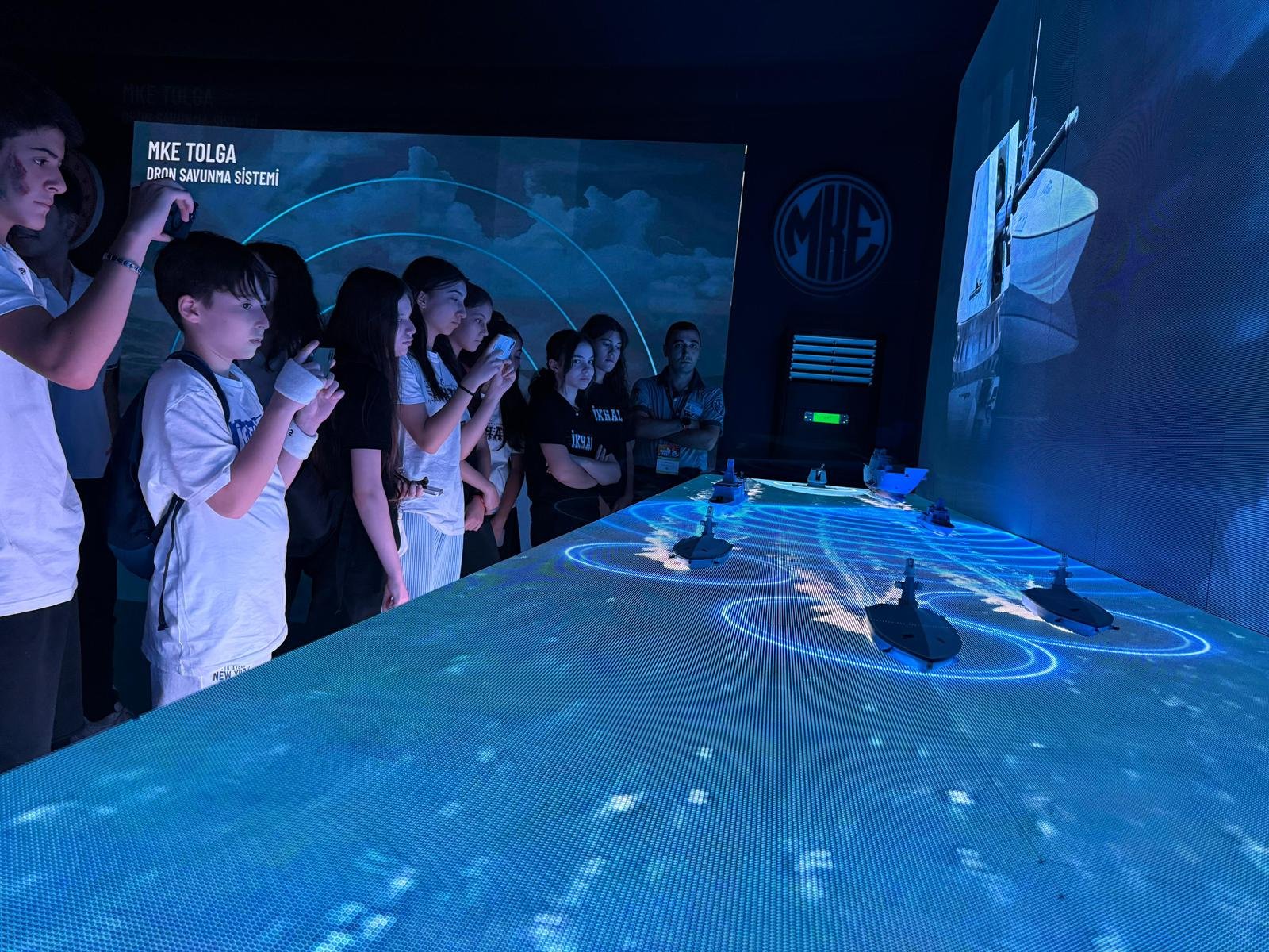 MKE müdafiə sənayesi məhsullarını TEKNOFEST-2025-də sərgiləyib