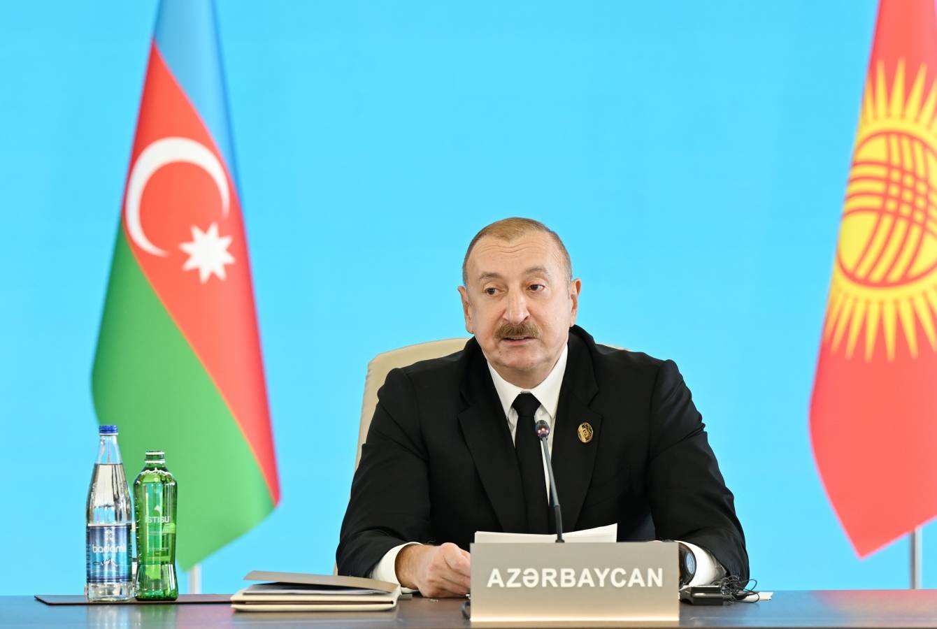 Prezident İlham Əliyev Azərbaycanda TDT-yə üzv ölkələrin birgə hərbi təlimlərinin keçirilməsini təklif edib Prezident İlham Əliyev Azərbaycanda TDT-yə üzv ölkələrin birgə hərbi təlimlərinin keçirilməsini təklif edib