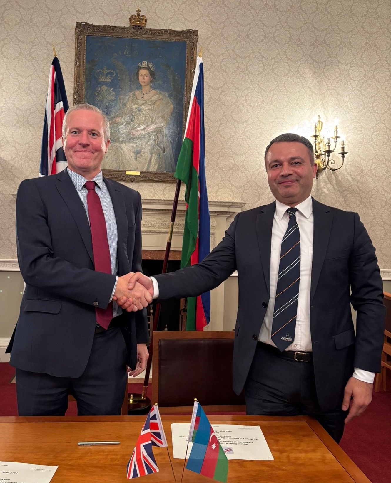 Azərbaycan G4gDm0ZWEAAdv