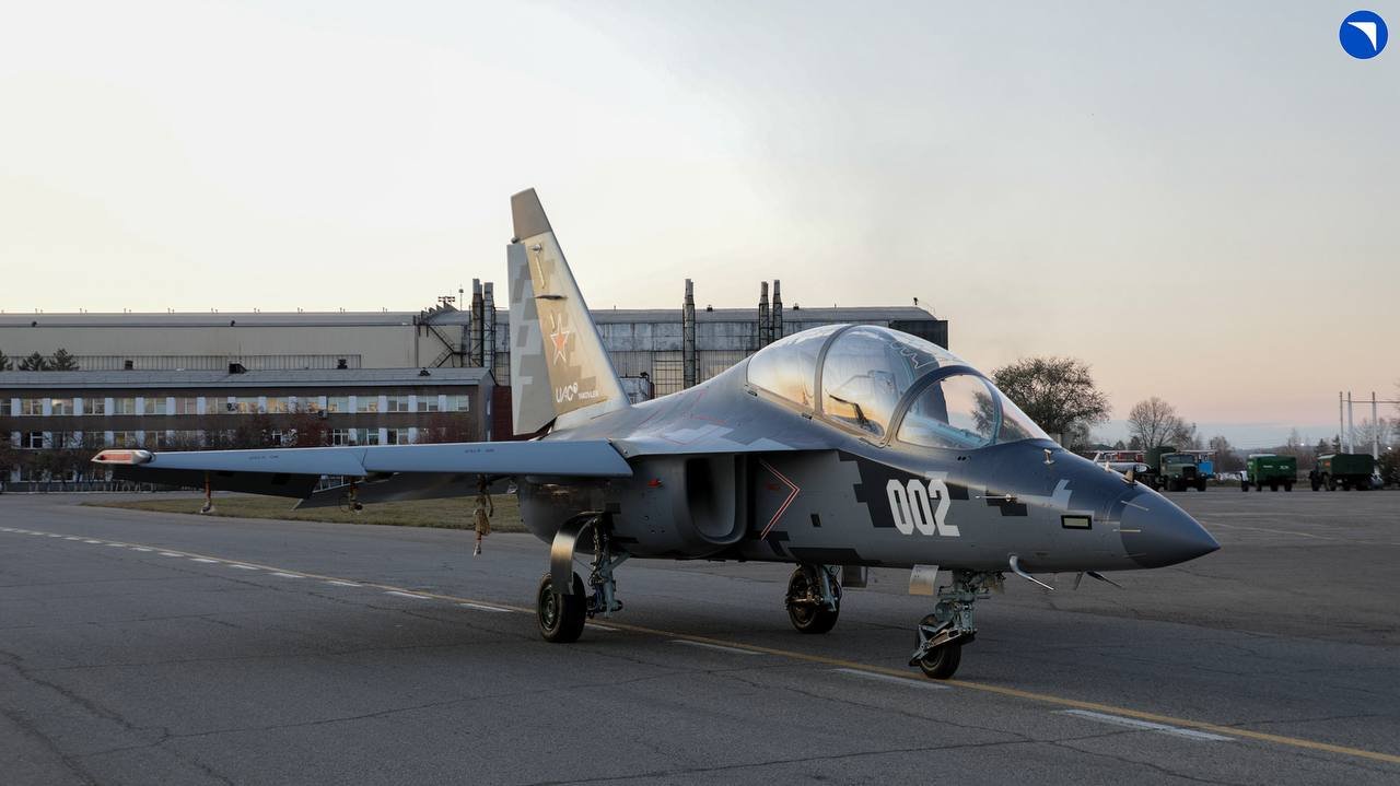 Rusiya Yak-130M təlim-döyüş təyyarəsinin ikinci protoripini hazırlayıb Rusiya Yak-130M təlim-döyüş təyyarəsinin ikinci protoripini hazırlayıb