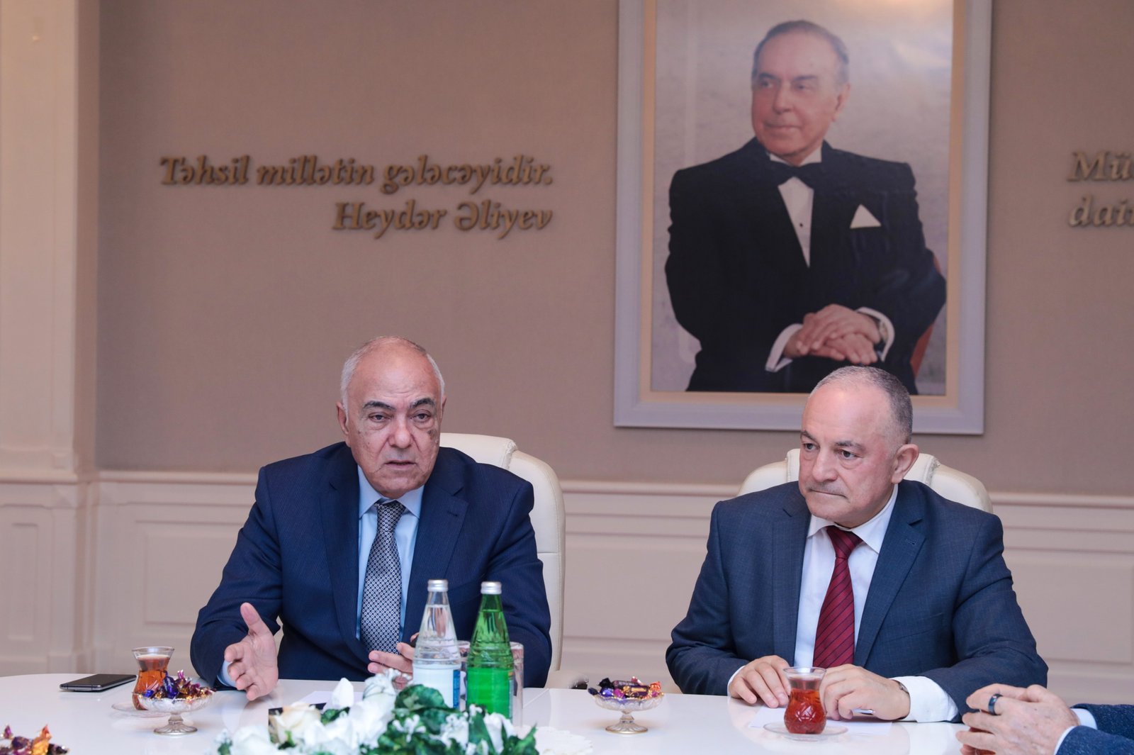 Dövlət Xidməti AzTU-da kibertəhlükəsizlik sahəsində fərqlənən tələbələri mükafatlandırıb 2 1 3