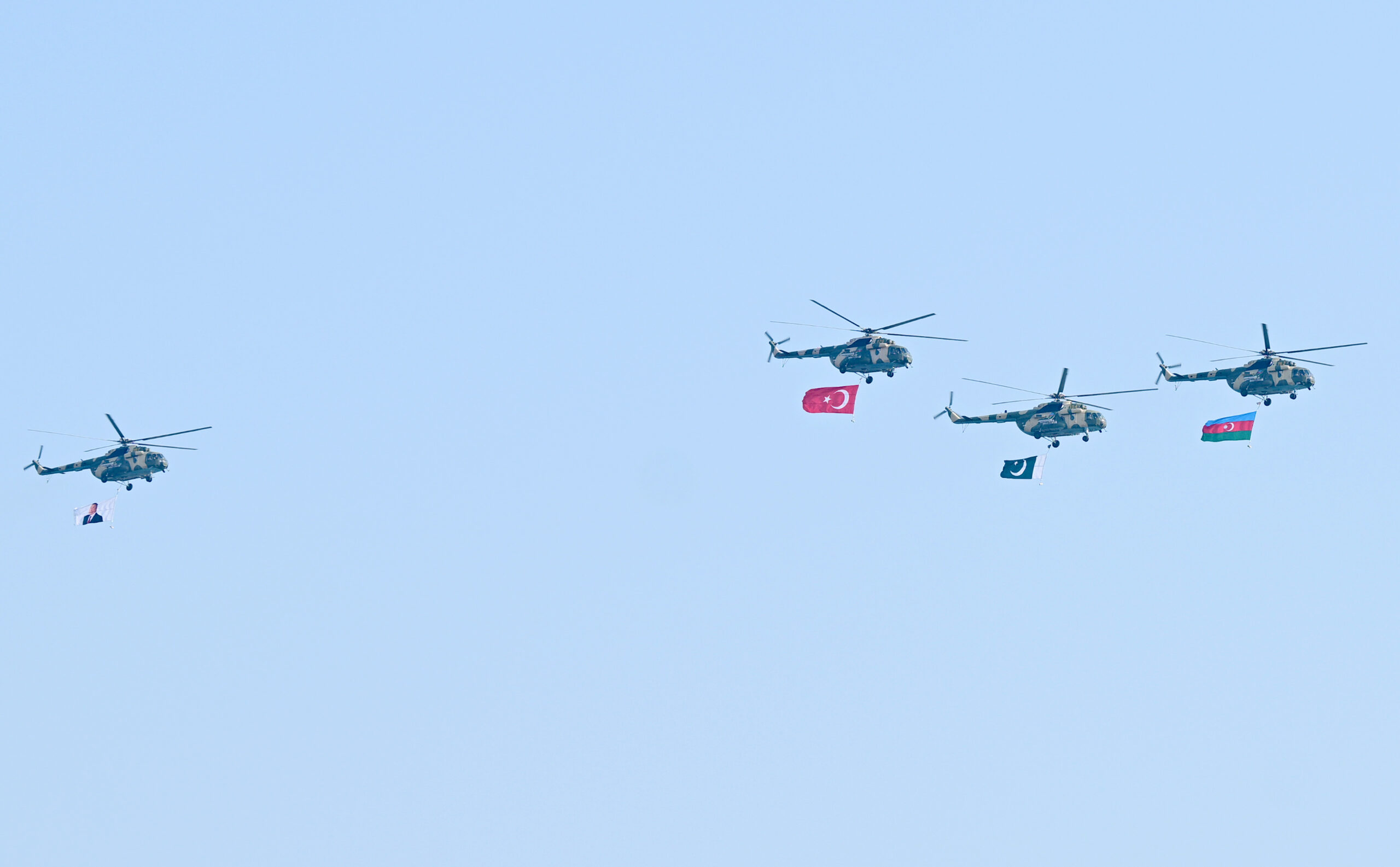 1762614888235403069 scaled