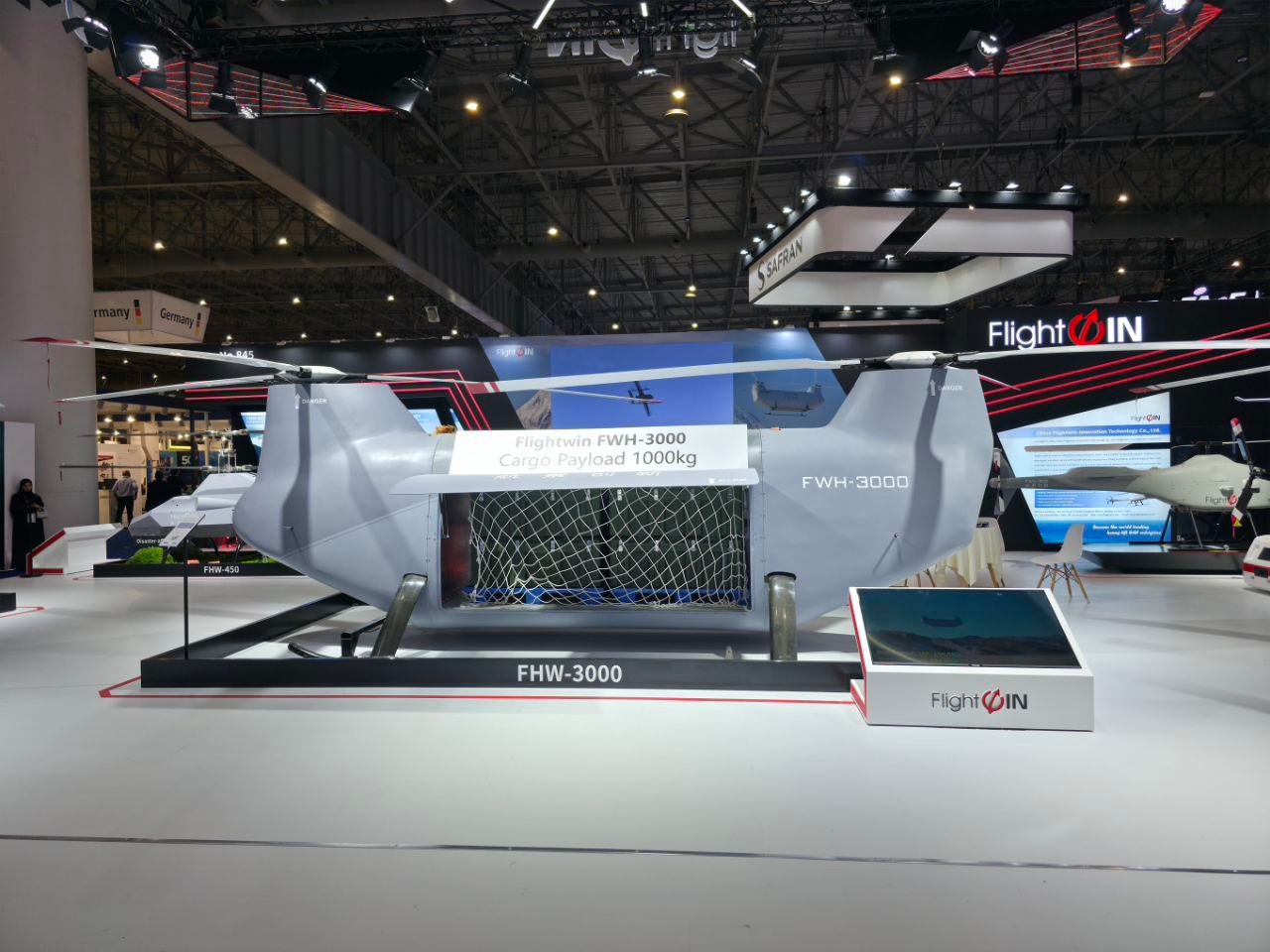 Çinin FWH-3000 pilotsuz helikopteri “Dubai Airshow 2025”də nümayiş etdirilib