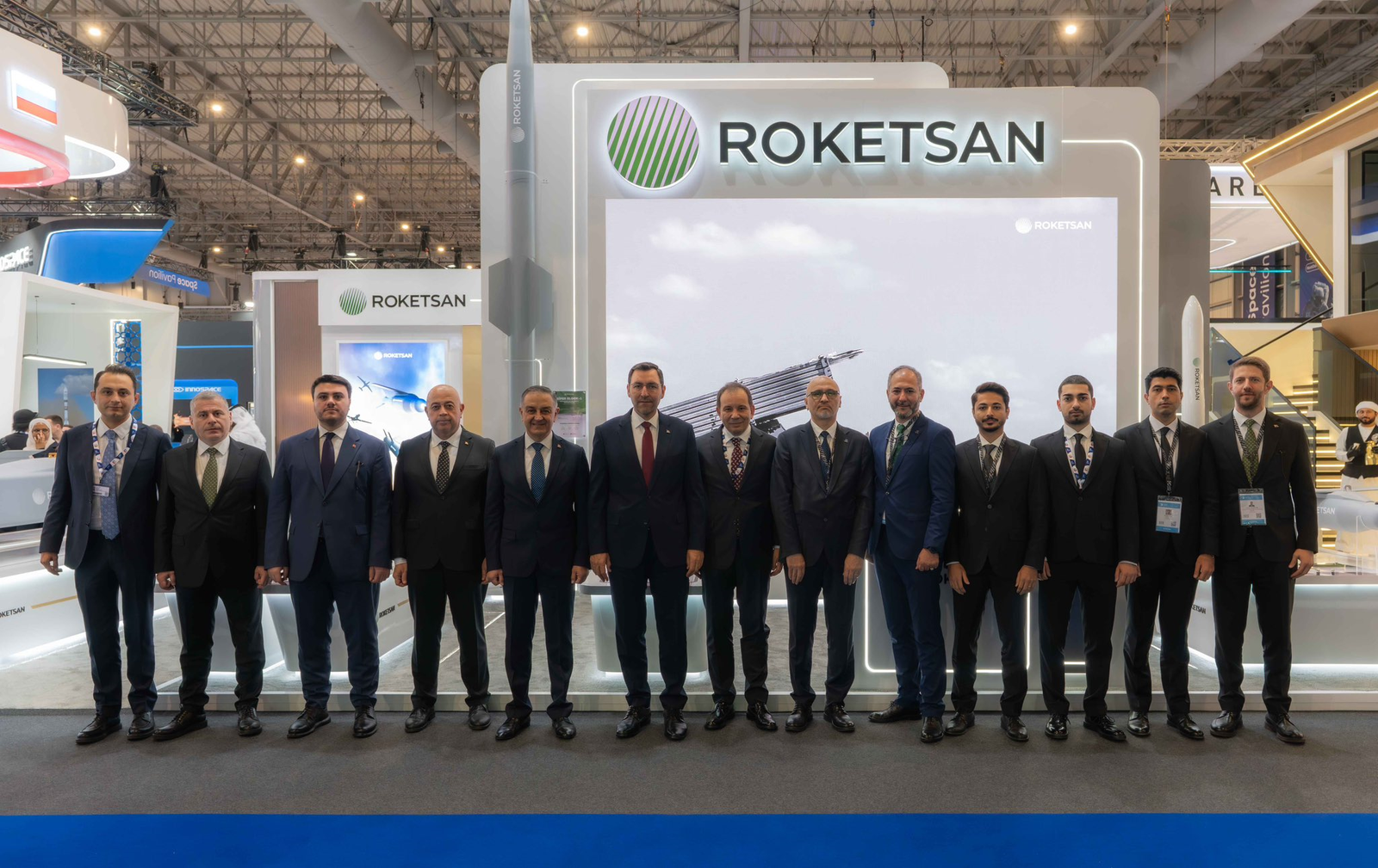 “Dubai Airshow 2025”: “Roketsan” yeni nəsil raket sistemlərini təqdim edib 5 G58h 3VWIAAV4UA