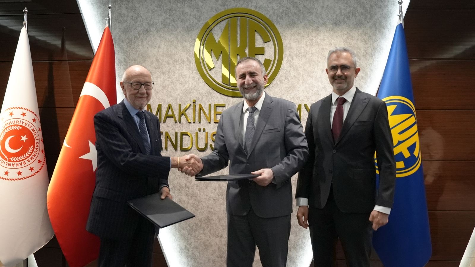 Türkiyə və İtaliya şirkətləri birgə sursat istehsal edəcək 2 G5uygqXX0AE44E1